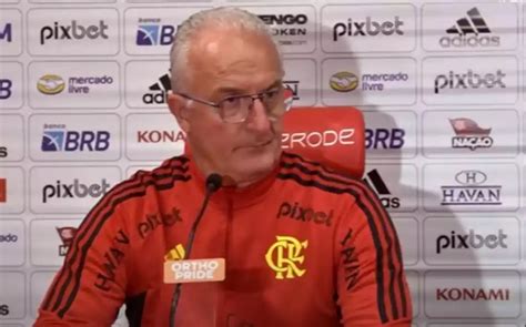 Dorival Júnior destaca titularidade de Diego Alves no Flamengo Está