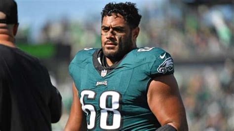 Philadelphia Eagles to lock in LT Jordan Mailata through 2028