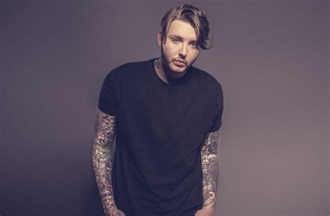 James Arthur conversou o Mix Tudo sobre a carreira e a música nova Naked que é trilha sonora