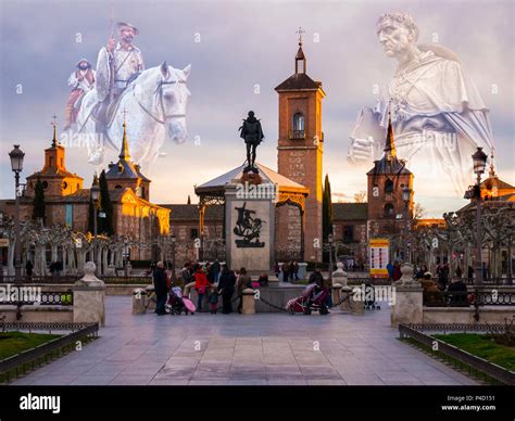 Plaza de Cervantes Alcalá de Henares Madrid España Stock Photo Alamy