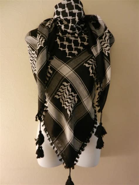 Yasser Arafat Palestinian Shemagh Keffiyeh Scarf - Buy Yashmagh Arabic ...