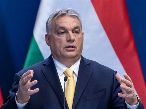 Hungarys Far Right Leader Viktor Orban Praises Boris Johnson As One