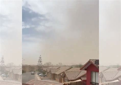 Fuertes vientos provocan repentina tormenta de arena sobre Copiapó