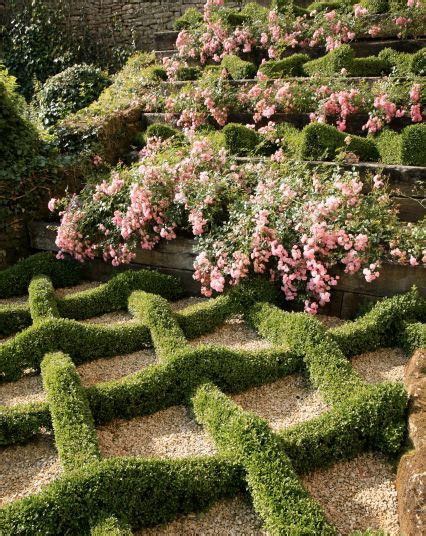 KNOT GARDEN PATTERNS « Browse Patterns