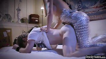 Hombre anal puño n probado por alienígena tetona XVIDEOS
