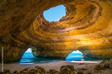 Carvoeiro Portugal June Tourists Enjoy A Beautiful Day