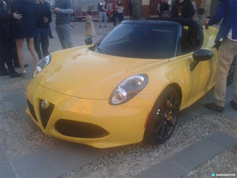 New Alfa Romeo 4C Spider Makes Yet Another Appearance [Updated] | Carscoops