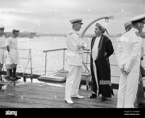 Royal Navy während des Zweiten Weltkriegs Konteradmiral W C Tennant