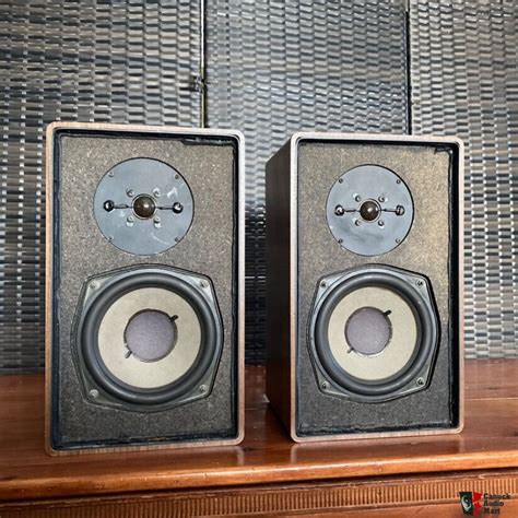 Grundig Super Hifi Box 550 Bookshelf Speakers Photo 4219283 Canuck