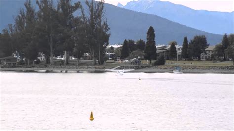 Hidroavion Lac Teanau Ile Sud Nz Youtube