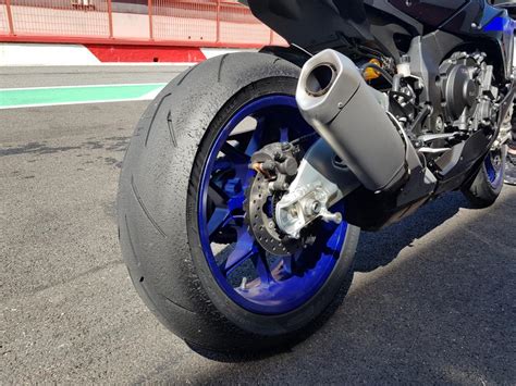 Pirelli Diablo Rosso Iv Corsa Il Test Su Strada E In Pista Motociclismo