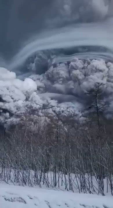 Fuerza Informativa Azteca On Twitter Incre Ble Erupci N Cientos