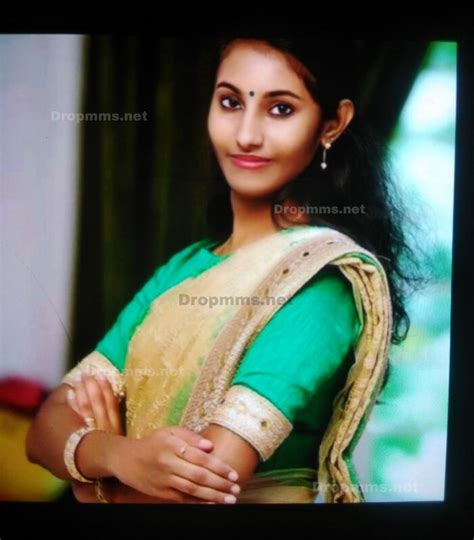 Tamil Malisiyan Girl Nude Mirror Selfie Desi Old Pictures Hd Sd