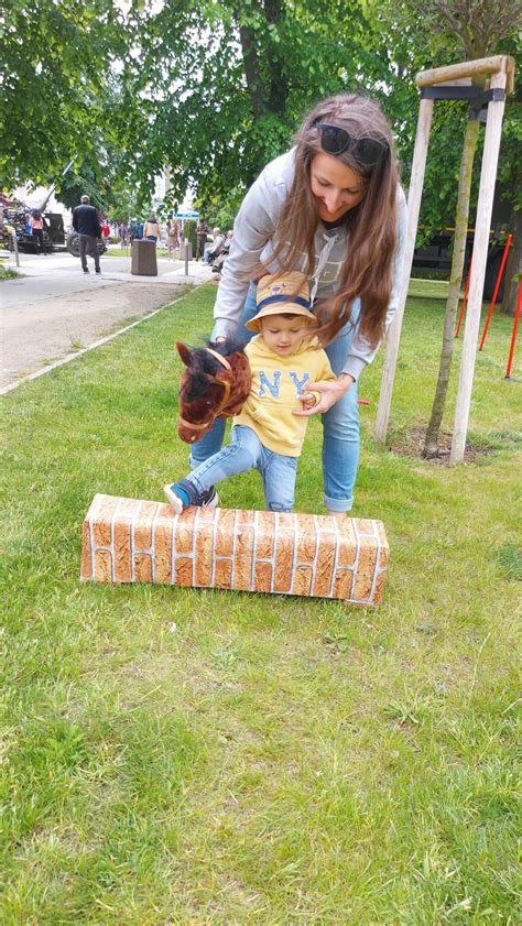 HOBBY HORSING NA DZIEŃ DZIECKA W MIĘDZYZDROJACH Międzyzdroje