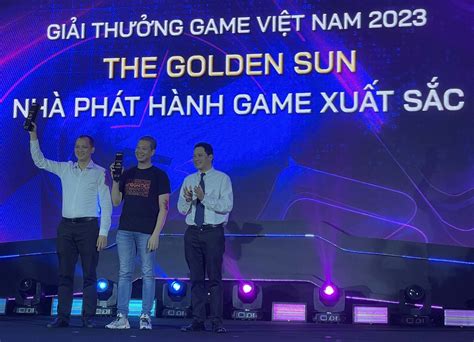 VTC Mobile và VNG Games đoạt giải Nhà phát hành game xuất sắc