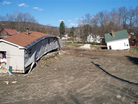 Storm Irene - Odds and Ends - BigMackTrucks.com