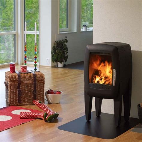 Nordpeis Smarty Classic Woodburning Stove Leeds Stove Centre