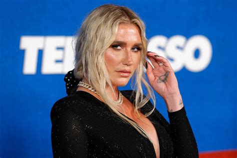 Kesha Almost Breaks The Internet Posing Completely Nude In Waterside