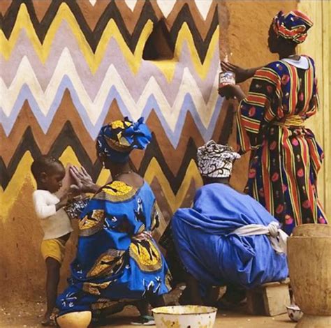 Burkina Faso: Tiebele painted houses are a real work of art ...