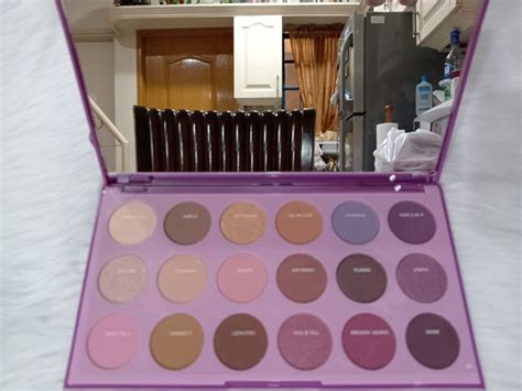 Morphe 18f Talkinflirty Artistry Palette Beauty And Personal Care Face
