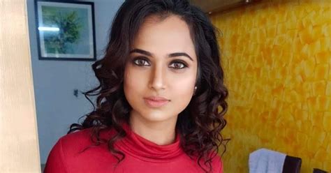 Ramya Pandian Hot Pictures