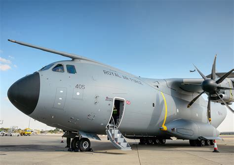 The Latest Raf A400m Atlas Zm405 Arrives At Raf Brize Nort Flickr