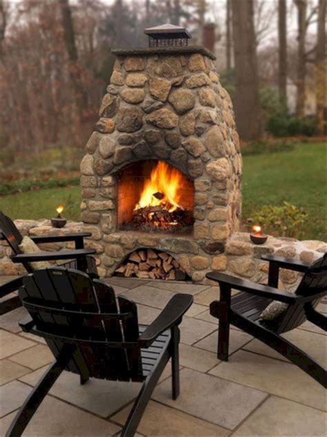 Gorgeous Small Outdoor Fireplace Designs For Your Inspiration