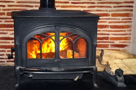 4 Pro Tips For Wood Burning Stove Maintenance