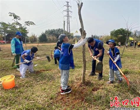 共建绿色家园！海口秀英区开展学雷锋义务植树活动海口文明网