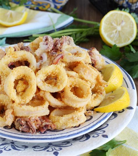 Frittura Di Calamari Croccante Ed Asciutta Con Il Trucco Delle Due Farine