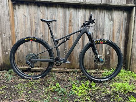 Santa Cruz Blur TR CC V4 Medium XX AXS RSV For Sale