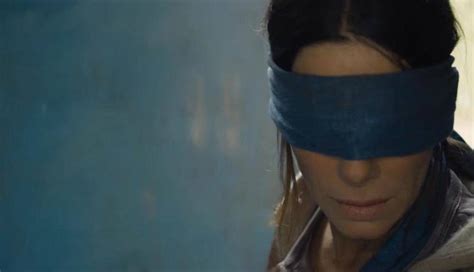 Bird Box Challenge Primer Reto Viral De Que No Debes Hacer Vanidad