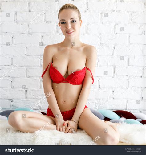 Pretty Woman Posing Sensual Bikini Stock Photo Edit Now 1099009334