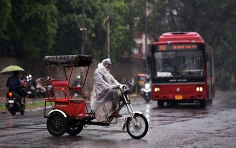 Weather Update Rain Lashes Parts Of Delhi Brings Relief From Heat