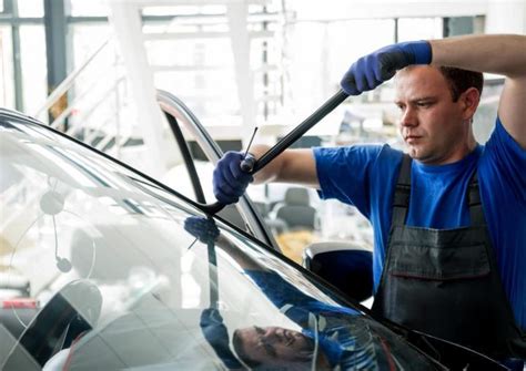 Mobile Auto Glass Services Miami Triton Auto Glass