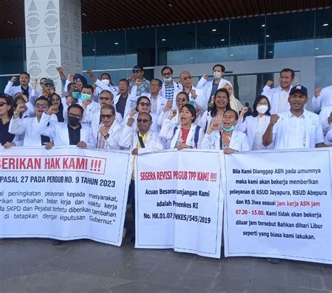 Tpp Dibayar Rendah Puluhan Dokter Spesialis Di Papua Geruduk Kantor