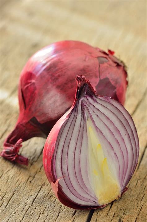 Sliced Red Onion Stock Image Image Of Sliced Fruit 30182845