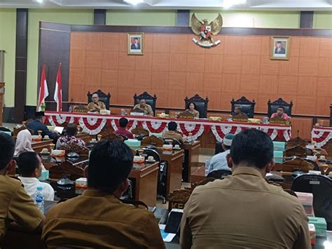 DPRD Bangka Tengah Gelar RDP Rencana Penambangan Di Laut Beriga PT