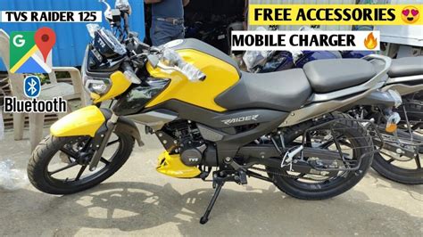 Tvs Raider 125 Free Accessories Mobile Charger And New Navigation Features Raider 125 On Road