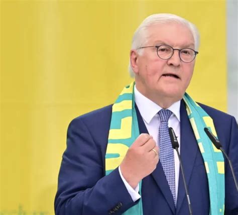 Geronimo On Twitter Rt Zeitenspringer Steinmeier Beim Evangelischen