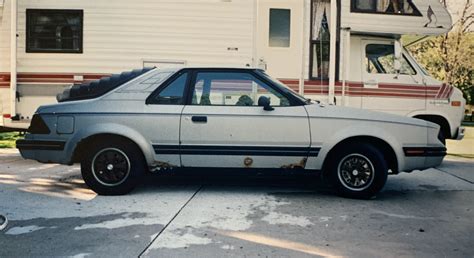 Curbside Recycling: 1987 Ford EXP - Forgotten Commuter Coupe - Curbside