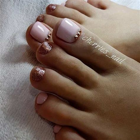 Eye Catching Pedicure Ideas For Spring Stayglam Glitter Toe