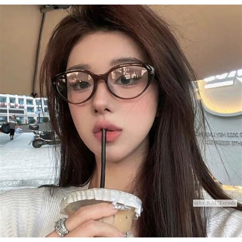 Fake near-sighted glasses, cat-eye glasses in new shape hacked age hot ...