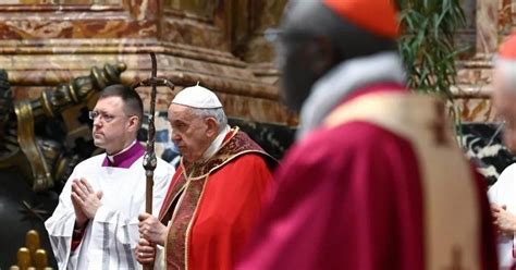 Obispos Se Rebelan Contra La Bendición De Las Parejas Gays Aprobada Por El Papa Francisco Infobae