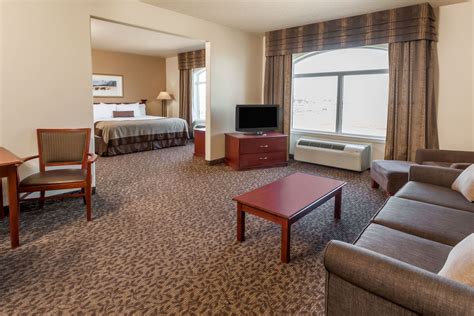 Wingate by Wyndham Edmonton West | Edmonton, AB Hotels