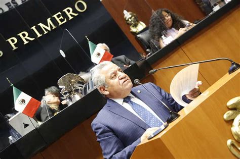 Senador José Alfredo Botello En La Discusión De Un Dictamen De Las