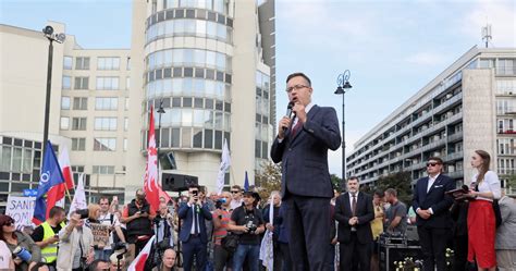 Warszawa Protest Przeciwko Segregacji Sanitarnej To B Dzie D Uga