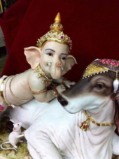 Gayathri Pai S Food Bytes Nandi Offers Durva To Lord Ganesh