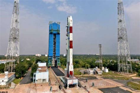 Isro Successfully Launches Hysis Satellite 30 Others With Pslv C43