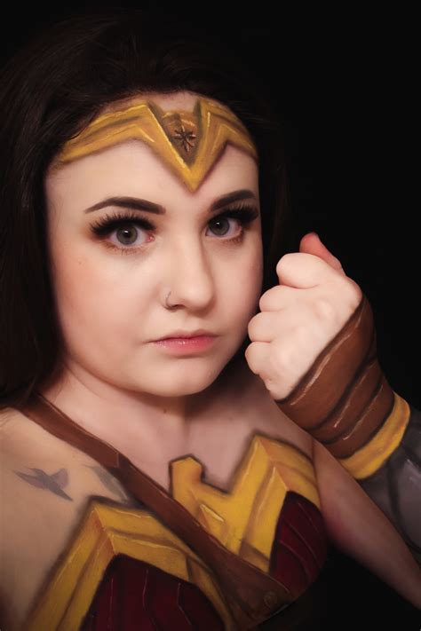 Wonder Woman Dc Comics Collab Body Paint Mae Polzine